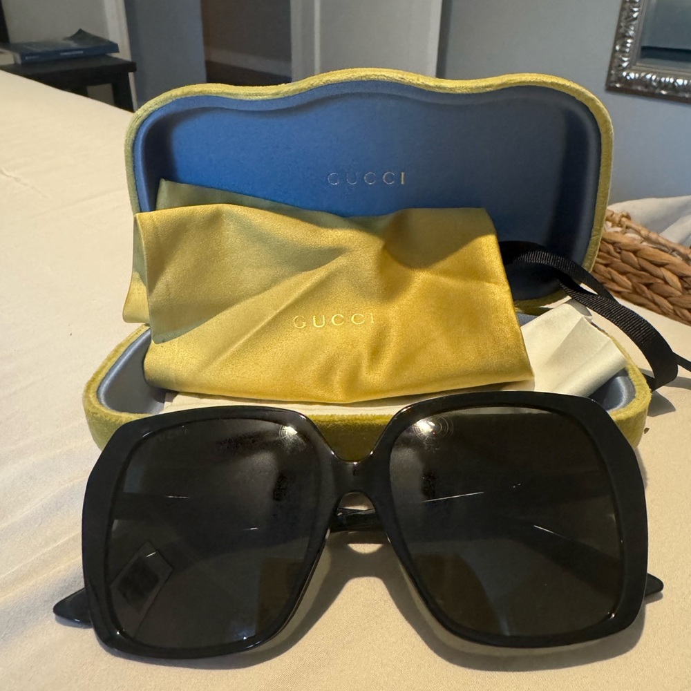 Gucci Black Designer Square Sunglasses